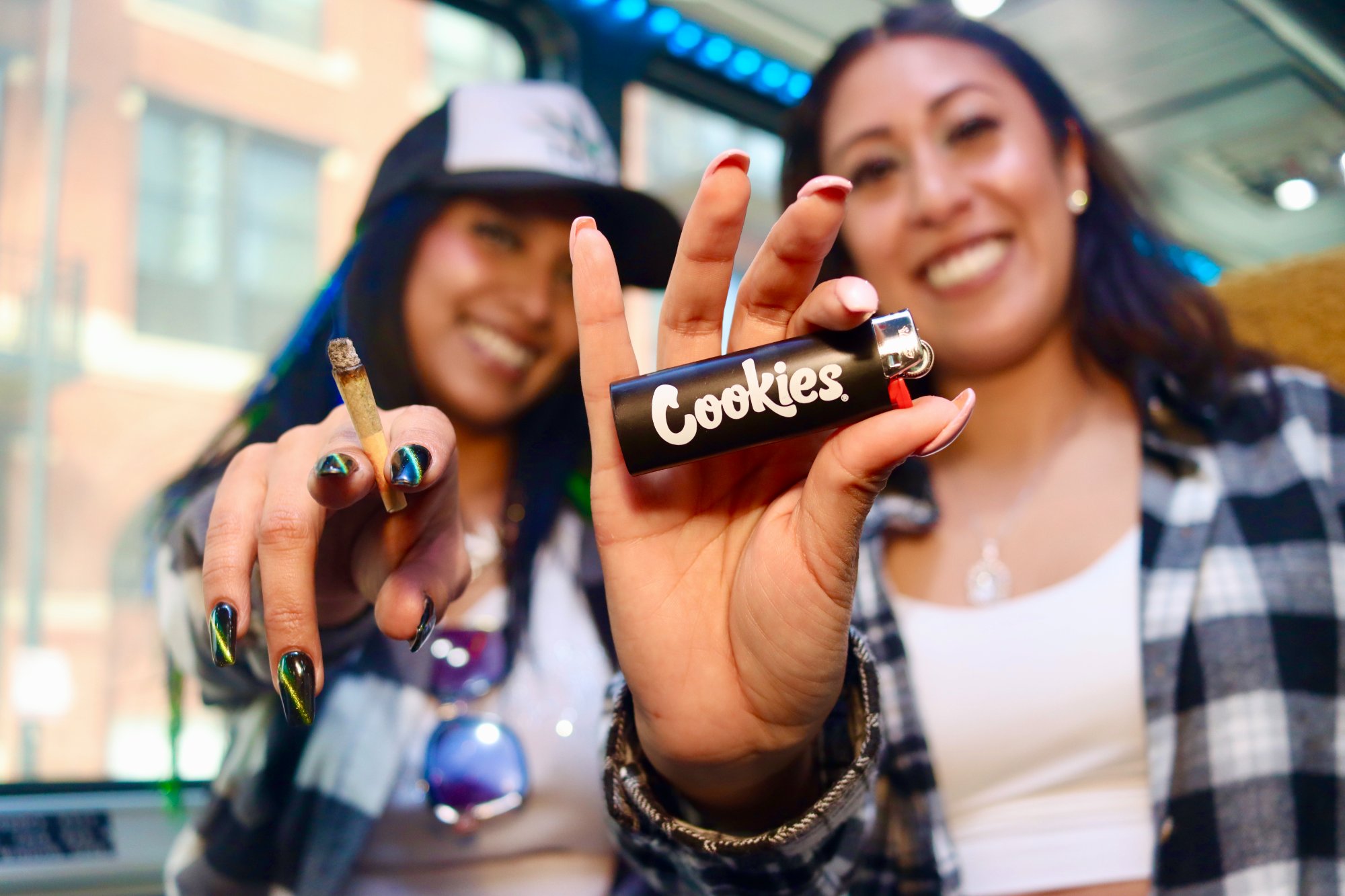 Cookies Chicago x SESH Bus — photo 9